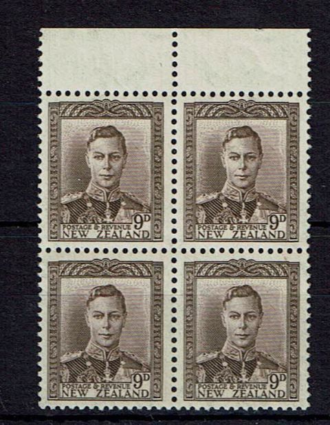 Image of New Zealand SG 685w UMM British Commonwealth Stamp